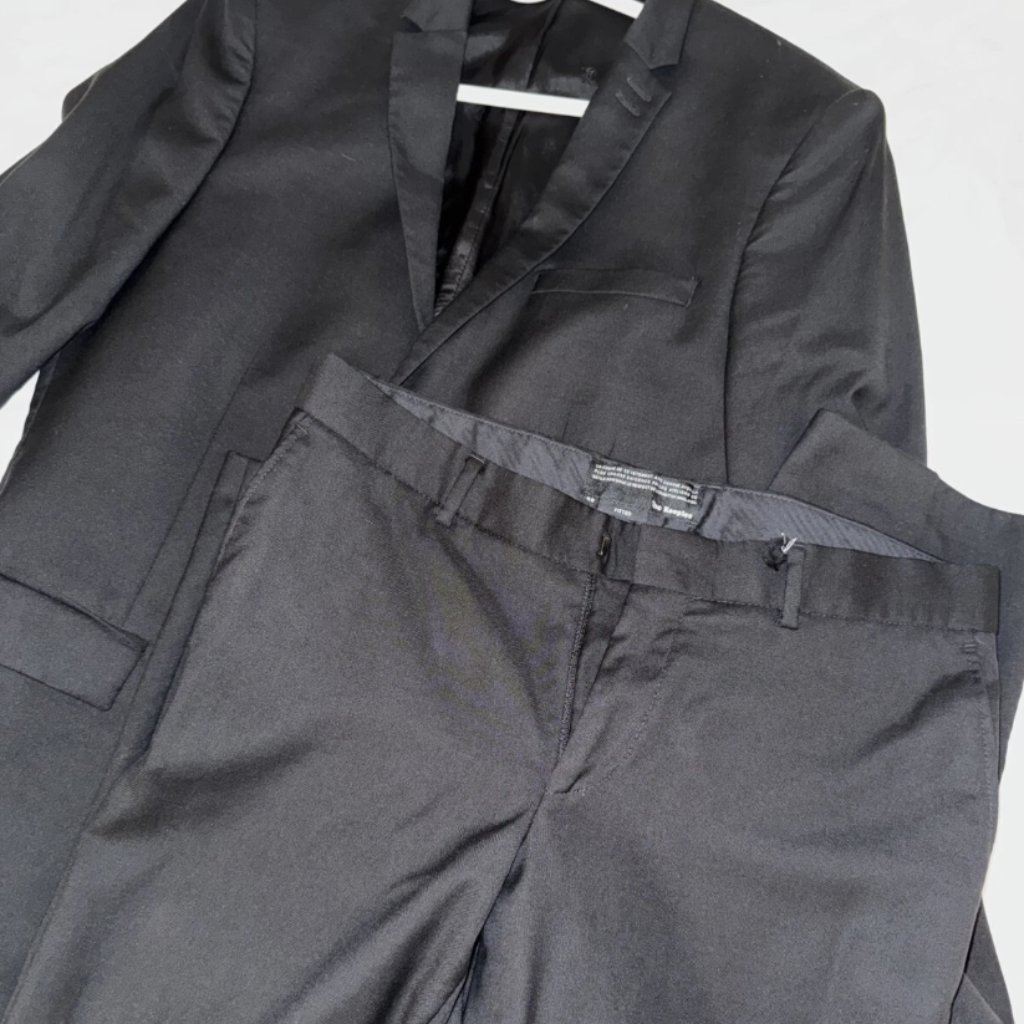 The Kooples Men's Suit - Black - 38r, Pants Size 32 - 80% Off (Msrp $770)